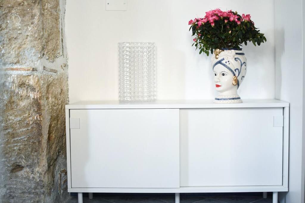 Apartamento Iflat Dimora Del Cassaro Palermo Exterior foto